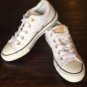 white converse with gold stars